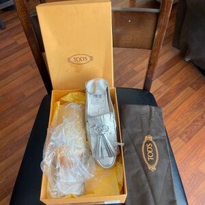 Tod's Silver loafers 38 1/2 (8.5) Women's